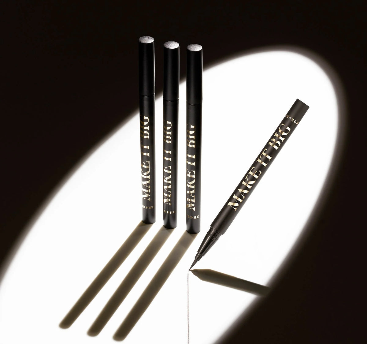 Make It Big Brush-Tip Liquid Liner