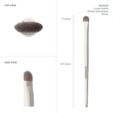 M303 Large Paddle Packer Eyeshadow Brush