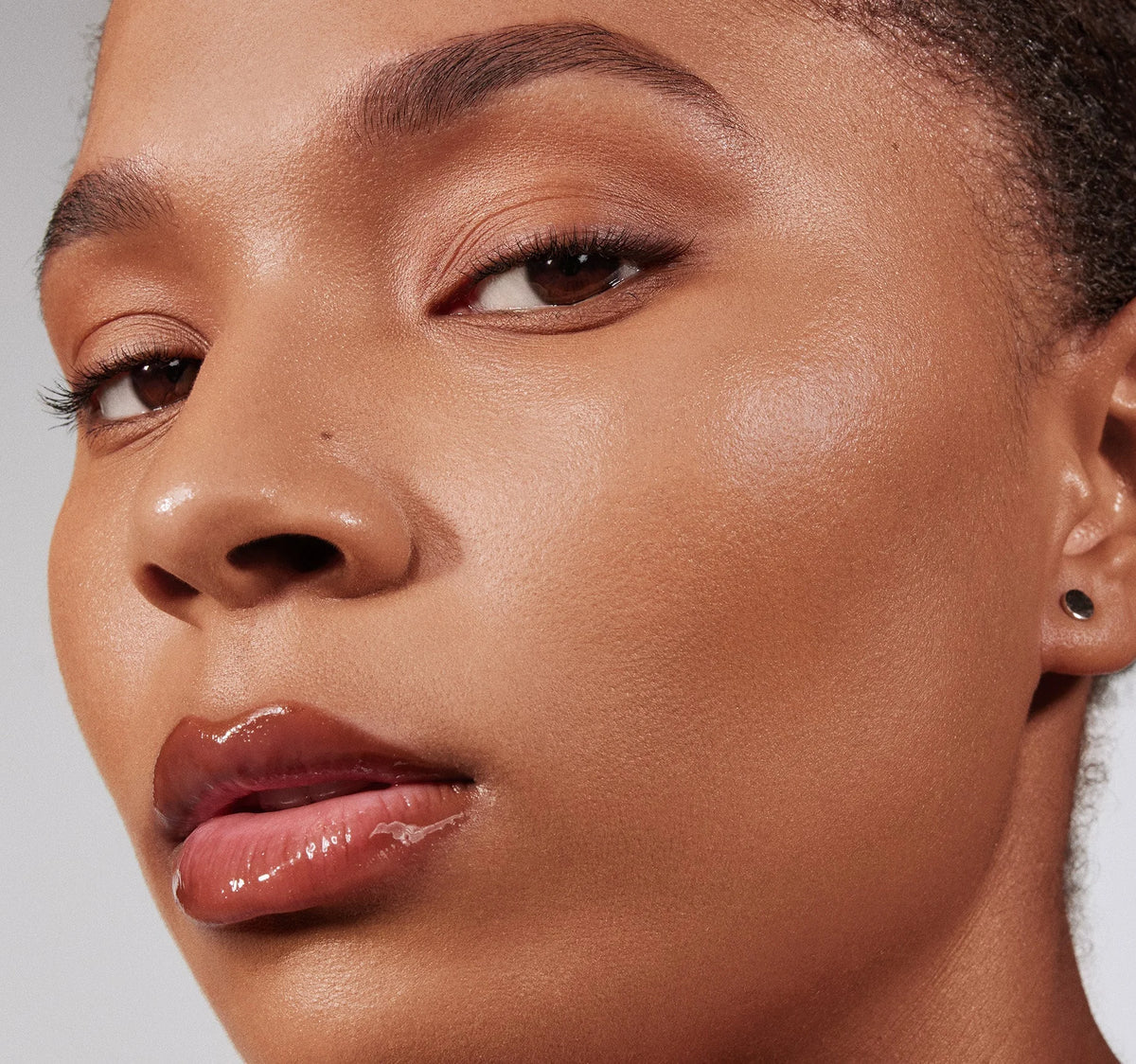 Lightform Extended Hydration Foundation
