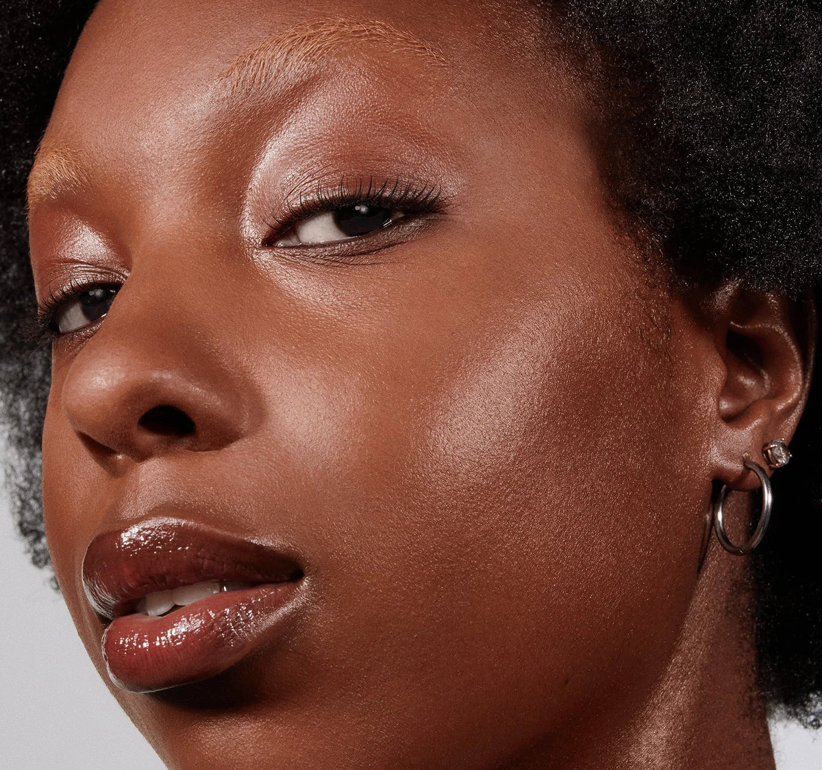 Lightform Extended Hydration Foundation